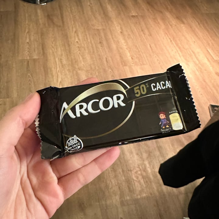 photo of Arcor arcor 50% cacao amargo shared by @valenequiza on  21 Jul 2023 - review