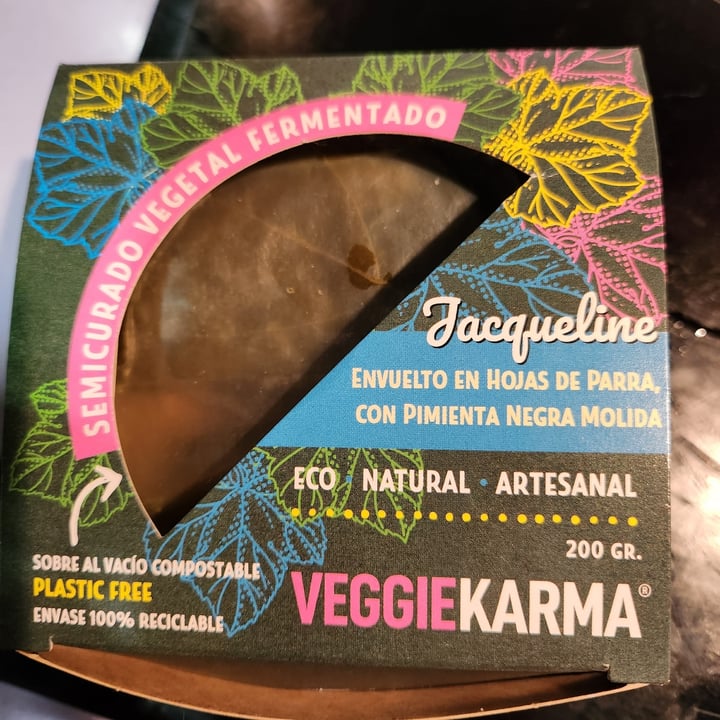 photo of Veggie Karma Jacqueline Semicurado Vegetal shared by @xirina on  09 Mar 2023 - review