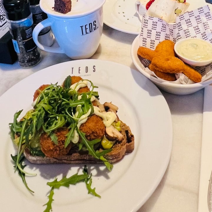photo of Teds Leiden – All Day Brunch CROQUETTES & SHROOMS shared by @resopawiro on  20 Dec 2022 - review