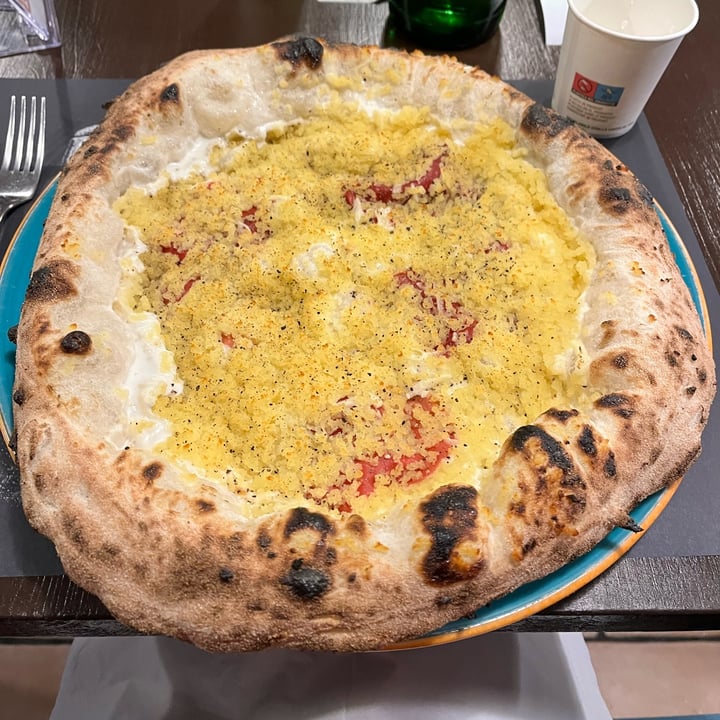 photo of Sustable Pizza Fiocco vegana shared by @ademarsi on  05 Feb 2023 - review