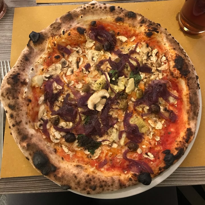 photo of Pizzeria Fratelli Roselli pizza cipoveg shared by @bonny99 on  19 Apr 2023 - review