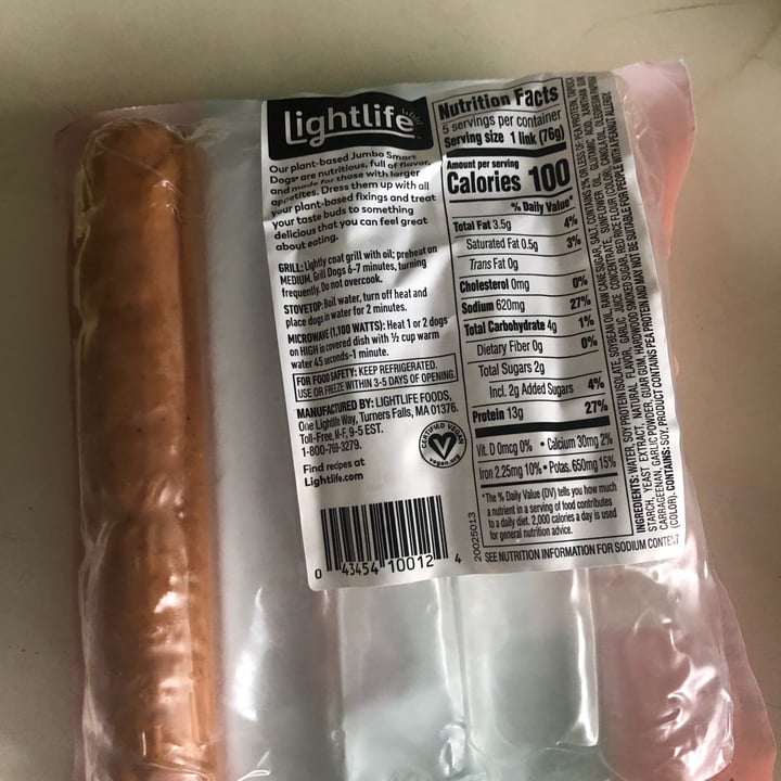 photo of Lightlife Jumbo Smart Dogs shared by @janacova on  16 Jan 2023 - review