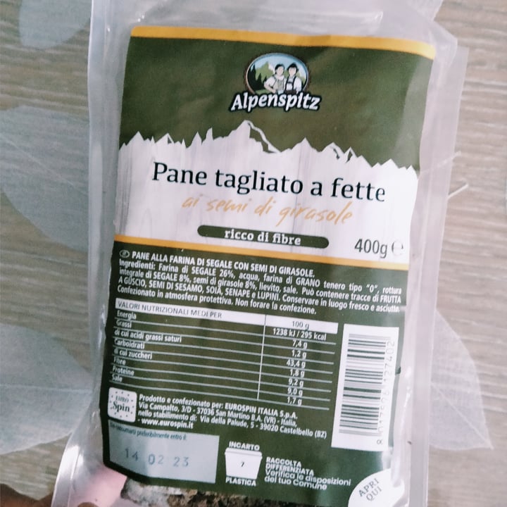 photo of Alpenspitz pane con semi di girasole shared by @ilariamende on  31 Jan 2023 - review