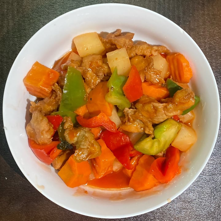 photo of Vegan Deadly Sins Sweet and Sour Chicken shared by @eblackwood on  10 Feb 2023 - review