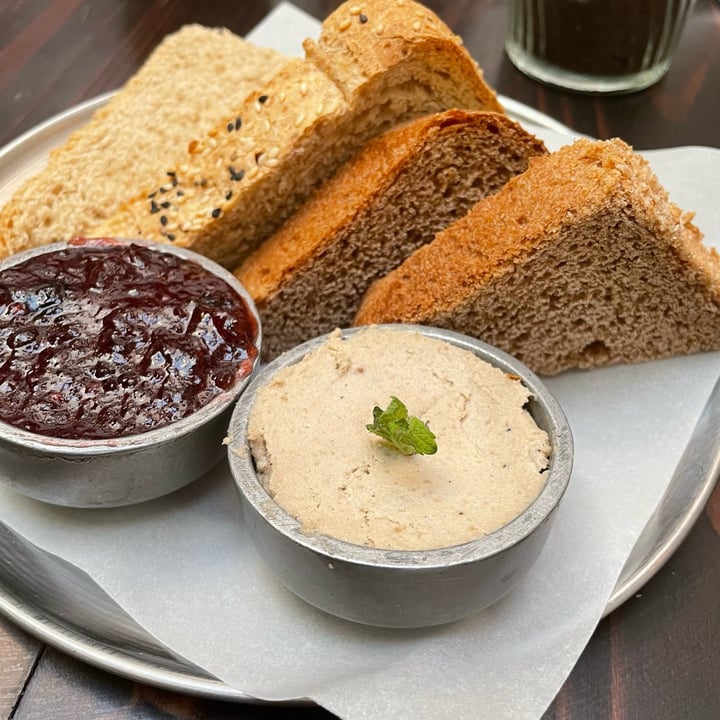 photo of Angéla - Deli & Coffee Tostadas Con Queso De Caju Y Dulce shared by @maryds on  13 Feb 2023 - review