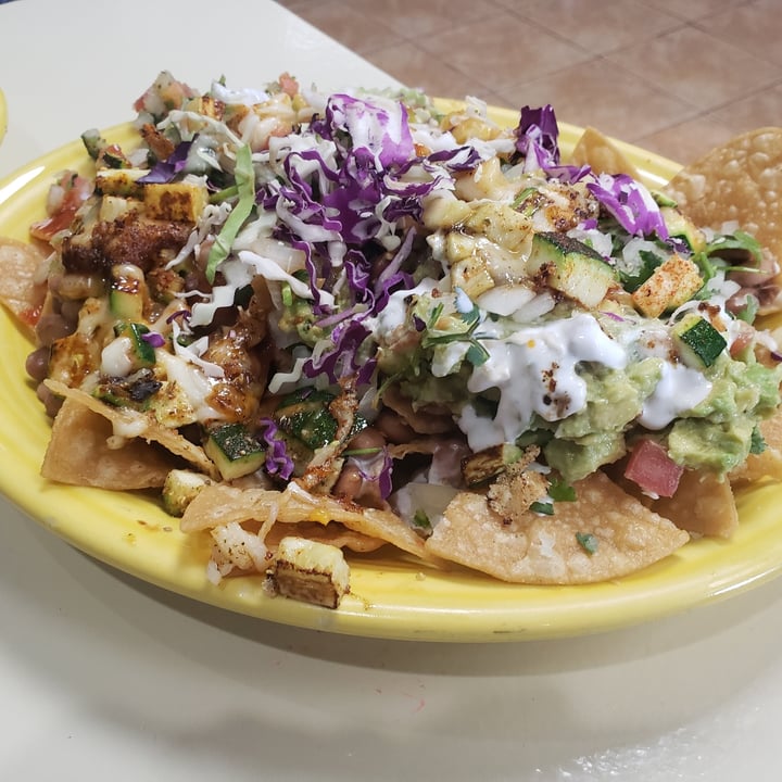 photo of Momcorn Vegan Nachos shared by @magnitudeoflethality on  18 Mar 2023 - review