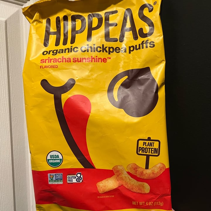 photo of Hippeas Sriracha Sunshine Organic Chickpea Puffs shared by @ksvegan17 on  02 May 2023 - review