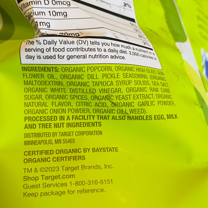 photo of Tabitha Brown vegan dill pickle popcorn shared by @beckyyy on  26 Jun 2023 - review
