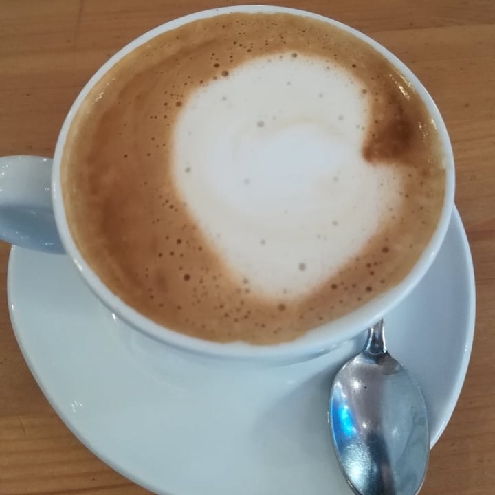 photo of Bar Ristoro Arcadia Caffe Cappuccino con latte di mandorla shared by @grilla on  04 Apr 2023 - review