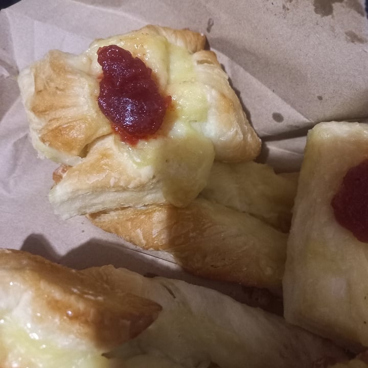 photo of Liberación Cocina Vegana facturas shared by @fabi90 on  24 Jun 2023 - review