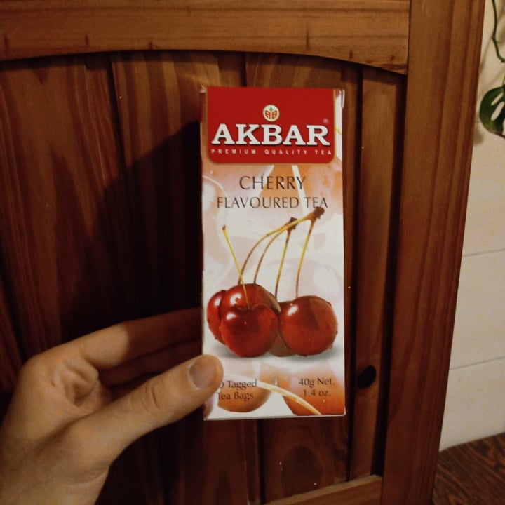 photo of Akbar té sabor cereza shared by @tomviken on  15 Apr 2023 - review