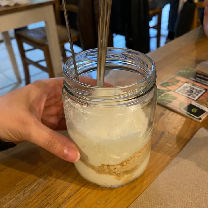 photo of Wow. cheesecake cocco shared by @manuflo on  28 Apr 2023 - review