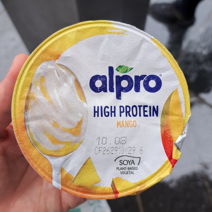 photo of Alpro high protein greek style mango shared by @veggiemarti on  12 Aug 2023 - review