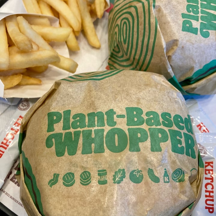 photo of Burger King Singapore Office Plant Based Whopper shared by @kylla on  08 Apr 2023 - review