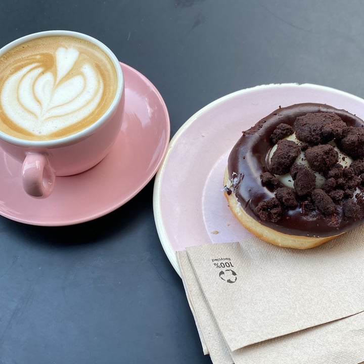 photo of Brammibal's Donuts Zupfkuchen Donut shared by @vittoriaoria on  18 Jun 2023 - review