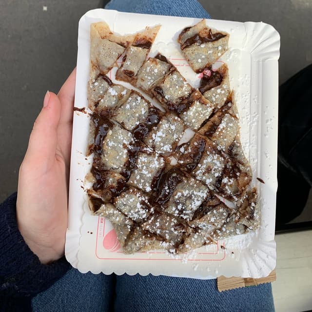 Photo of the dish “crepes con crema di nocciole”