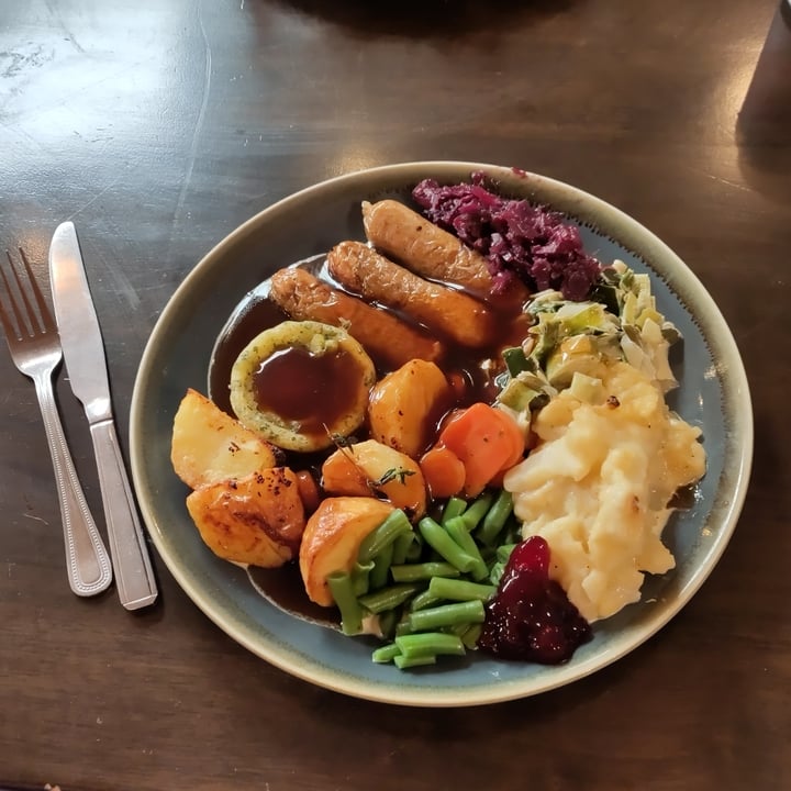 photo of The Barn Pub & Restaurant Vegan Carvery shared by @dashvegan on  19 May 2023 - review