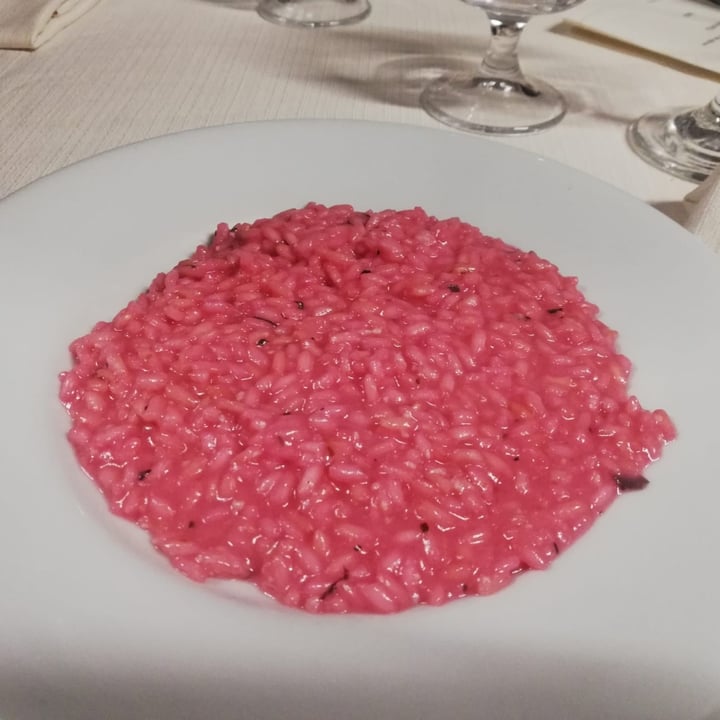 photo of Scuderie del Peschio Risotto al campari mantecato con burro di cacao shared by @davidedisisto on  08 Aug 2023 - review