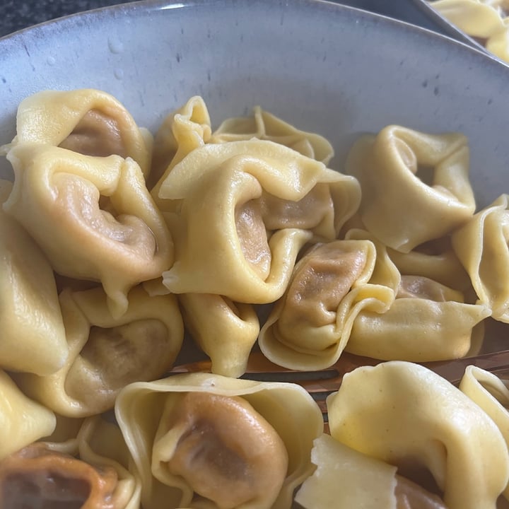photo of Vemondo Tortelloni with Meat Alternative Filling shared by @ameriamber on  25 Jan 2023 - review