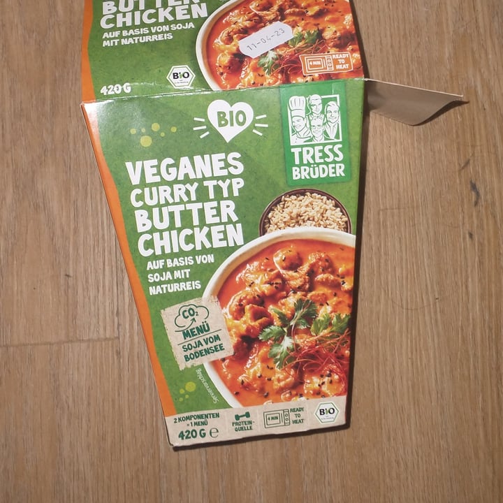 photo of Tress Brüder Veganes Curry Typ Butter Chicken shared by @sun4smile on  09 Apr 2023 - review