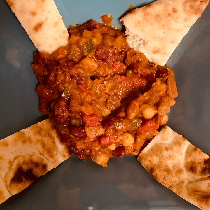 photo of Tabitha Brown Vegan Chickpea Chili shared by @maddy-6 on  25 Jan 2023 - review