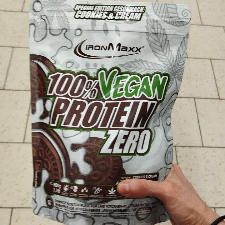 photo of IronMaxx Vegan Protein Cookies & Cream shared by @lauradeep on  29 Apr 2023 - review