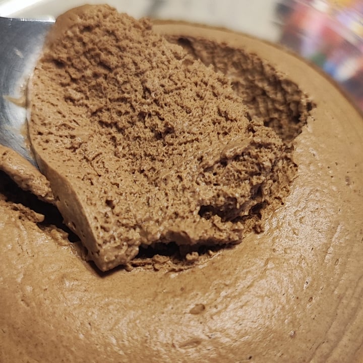 photo of Vemondo vegan chocolate mousse shared by @nausyd on  14 Apr 2023 - review