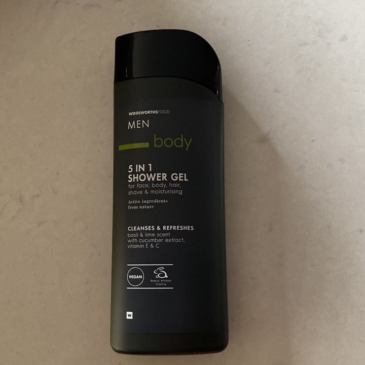 photo of Woolworths 5 in 1 Shower Gel shared by @neale on  20 Jan 2023 - review