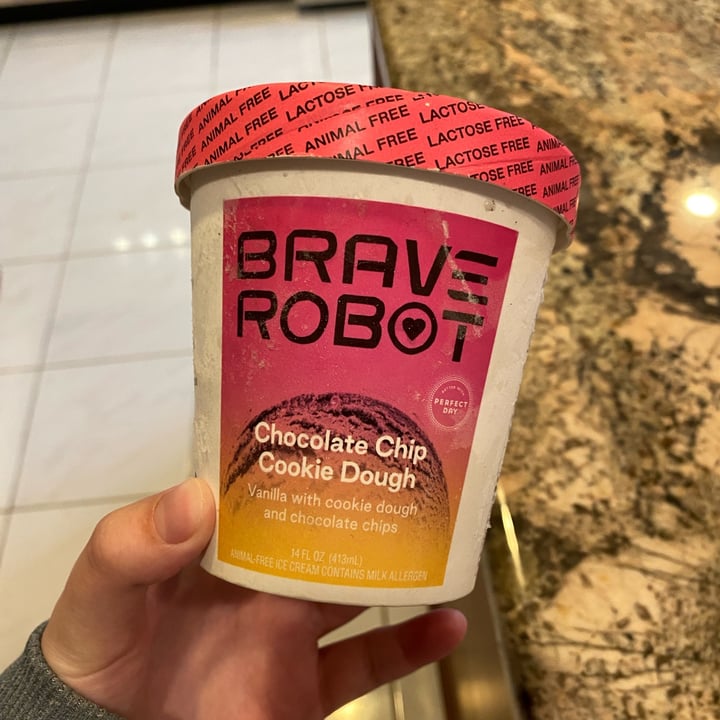 photo of Brave Robot Brave Robot Chocolate Chip Cookie Dough Animal-Free Dairy shared by @dankblonde on  23 Feb 2023 - review