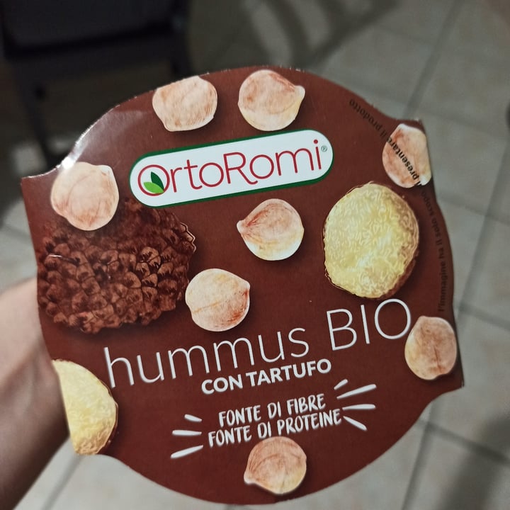 photo of Ortoromi Hummus BIO al tartufo shared by @annaboodmann on  20 Mar 2023 - review