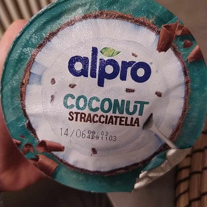 photo of Alpro coconut stracciatella shared by @valy on  20 May 2023 - review