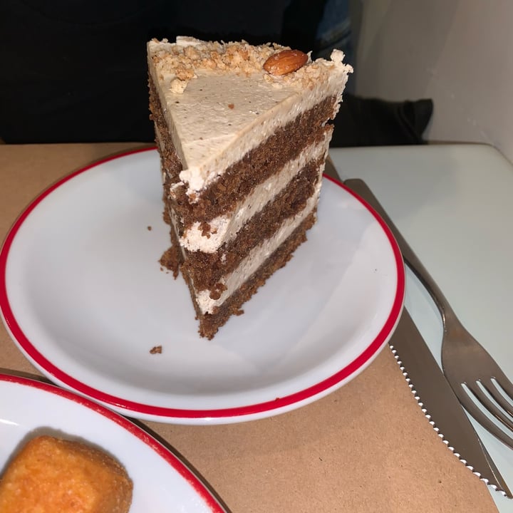 photo of Gordo Vegano Carrot cake shared by @naleuem on  14 Apr 2023 - review