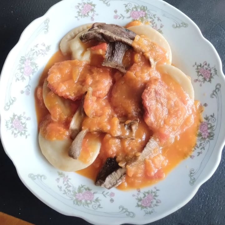 photo of Re Veganito Pastas Ravioles de espinaca y tofu shared by @purpleveg on  24 Jul 2023 - review