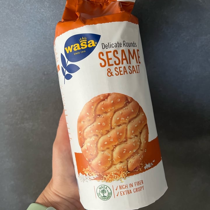 photo of Wasa Delicate rounds sesame e sea salt shared by @ales5andra on  28 Jul 2023 - review