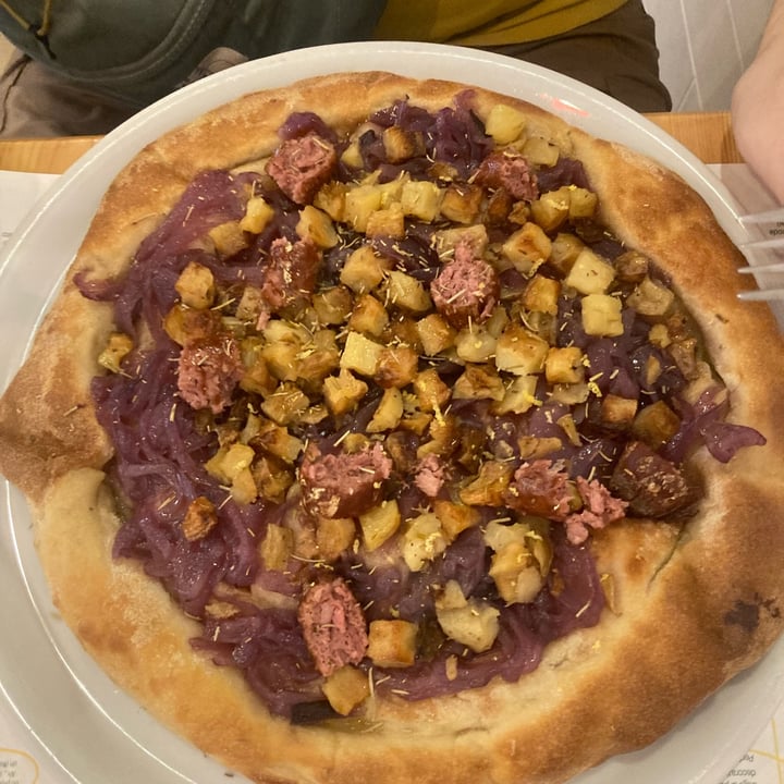 photo of Pit'sa Pizza "Baciami a Tropea" shared by @sottolapellepodcast on  12 Aug 2023 - review
