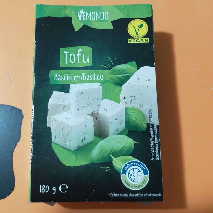 photo of Vemondo tofu al basilico shared by @nightmarebeforeveg on  06 Apr 2023 - review