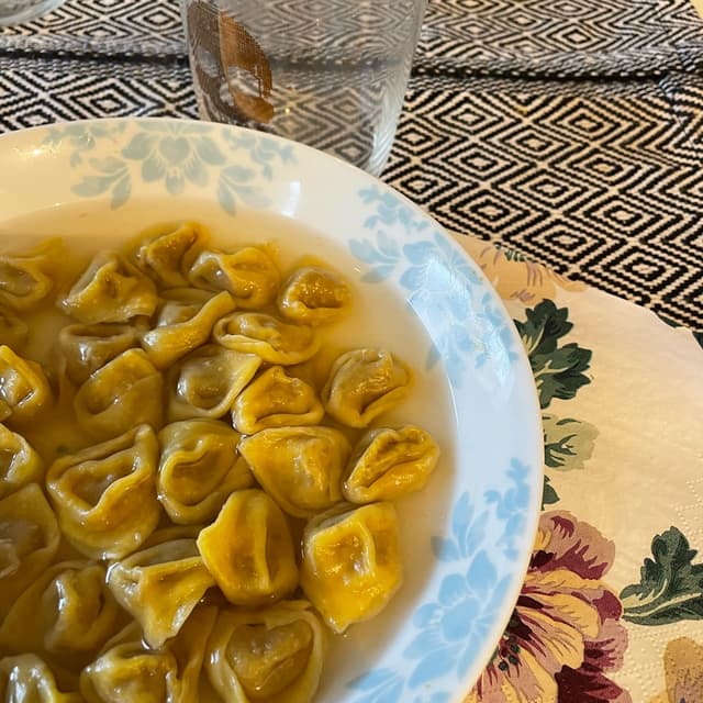 Photo of the dish “tortellini vegan”