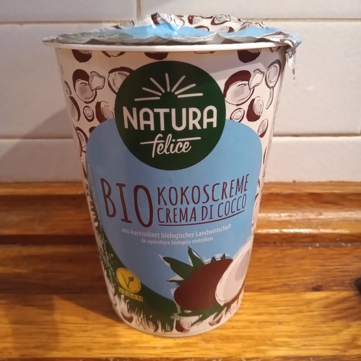 photo of Natura Felice Yogurt al cocco-Bio kokoscreme shared by @emmapecci on  30 Apr 2023 - review
