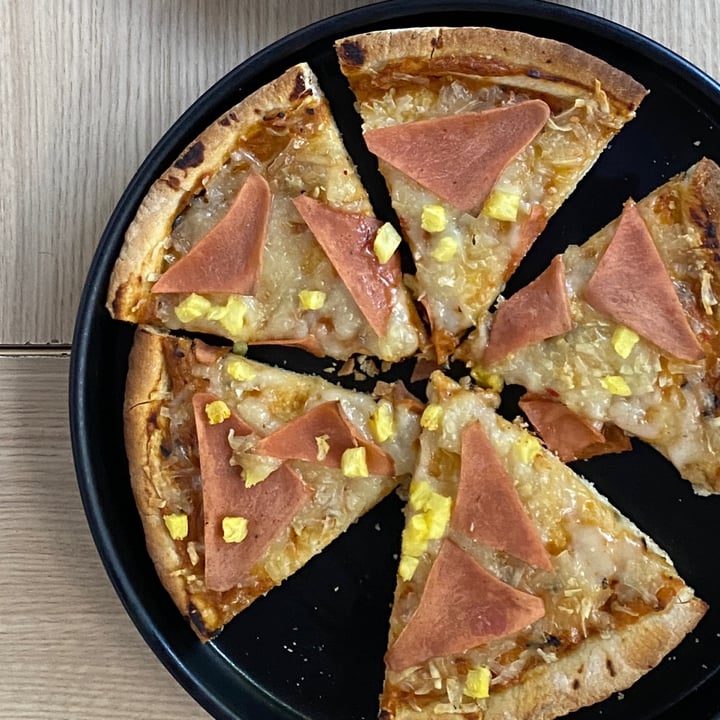 photo of Buena Vida - Plant Based Bar Pizza Hawaiana shared by @dianxtrejo on  24 Jul 2023 - review