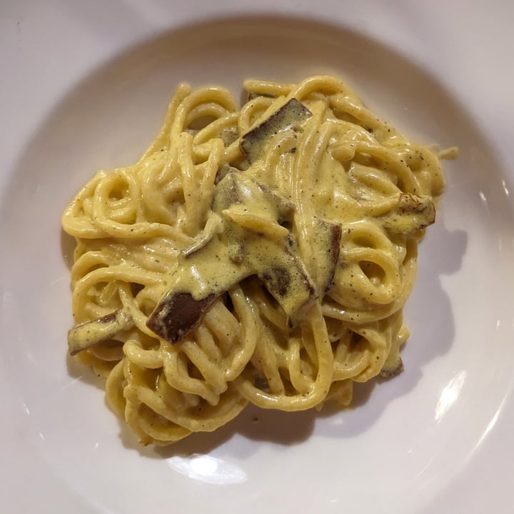 photo of Ristorante Vegano Biologico La Lanterna Bigoli alla carbonara vegetale shared by @davide on  17 Feb 2023 - review