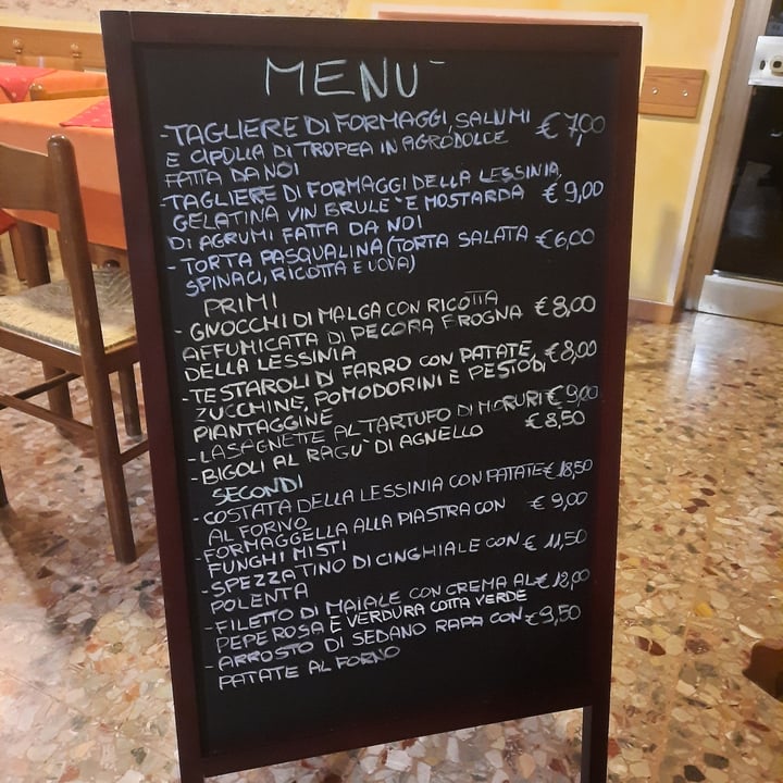 photo of Bar Trattoria Moruri Testaroli di farro con verdure e pesto di piantagine shared by @silviietta on  27 Apr 2023 - review