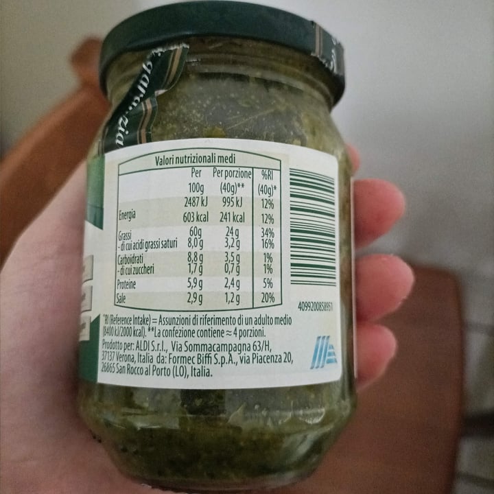 photo of Just Veg! (ALDI Italy) Pesto Vegetale shared by @carlamarotta on  06 Jun 2023 - review