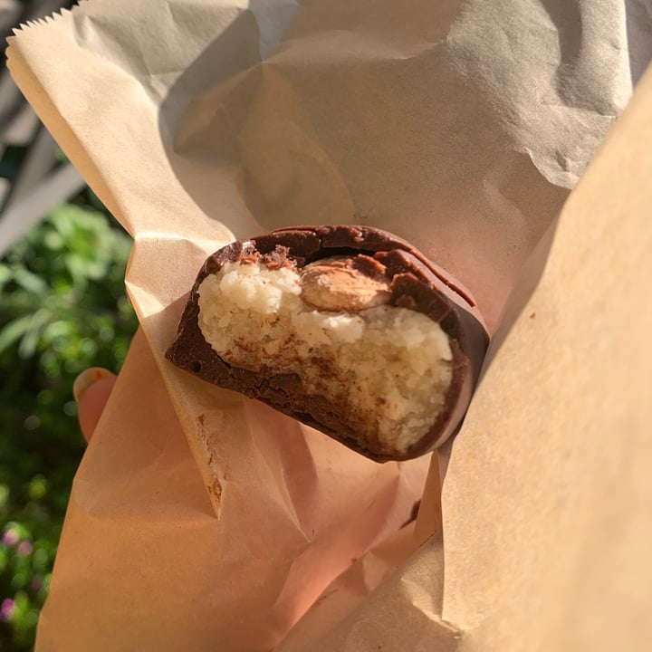photo of Peace Pies almond joy shared by @unejanie on  08 Apr 2023 - review