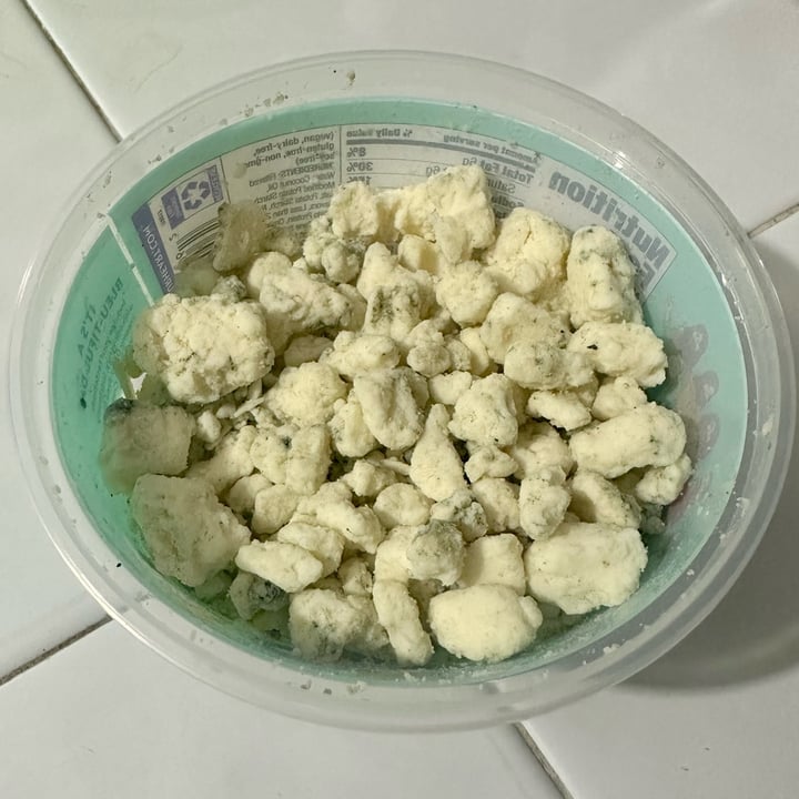 photo of Follow Your Heart Blue Cheese Crumbles shared by @bereers on  22 Jul 2023 - review