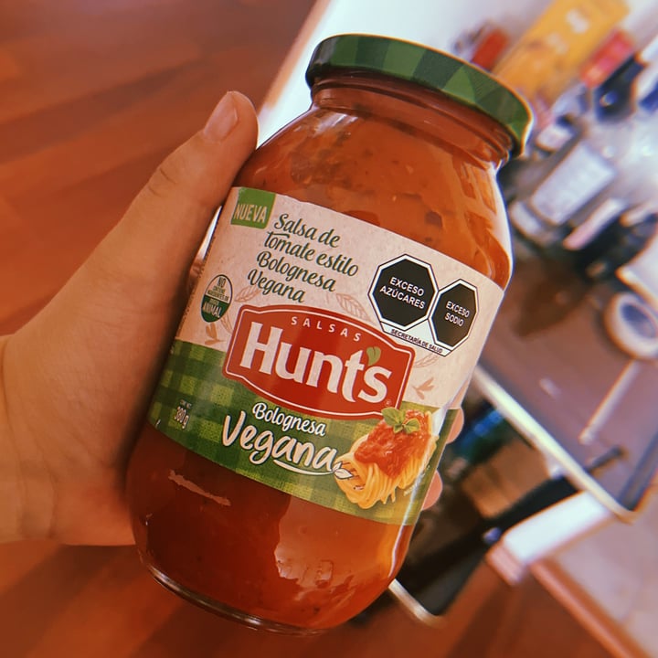 photo of Hunt's Boloñesa vegana shared by @adriananaranjo on  03 Jun 2023 - review