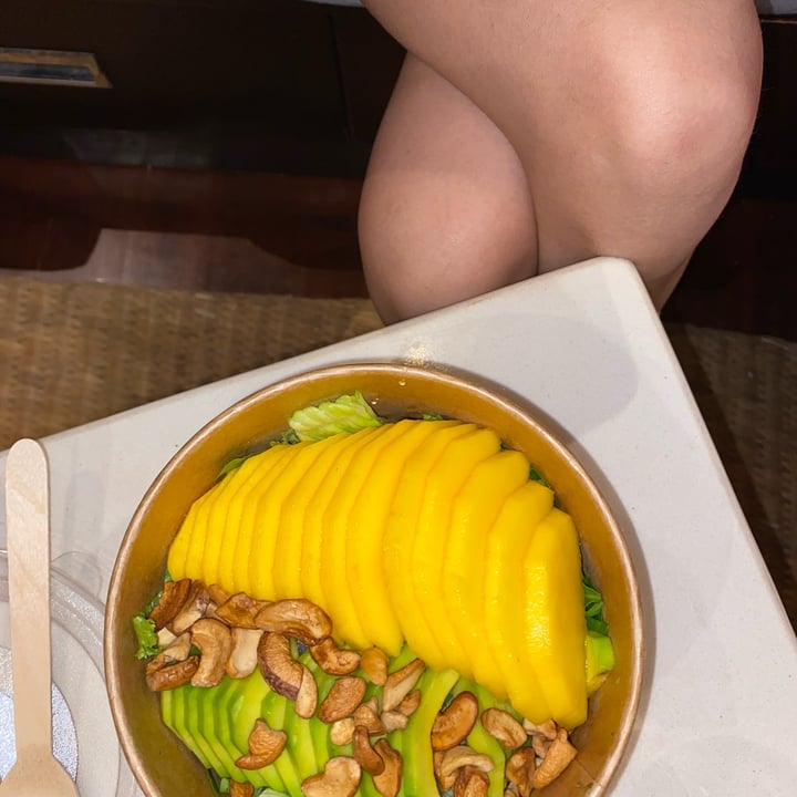 photo of HeyBong The Healthy Secrets 100% Vegan Avocado and Mango Salad shared by @janscaz on  25 Mar 2023 - review