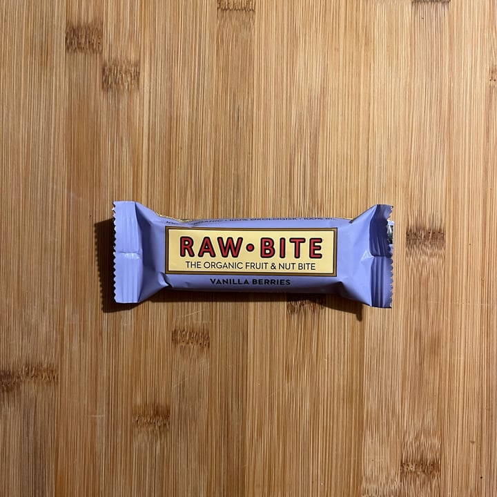 photo of Raw Bite Raw Bite Vanilla Berries shared by @annacristaudo on  03 Feb 2023 - review