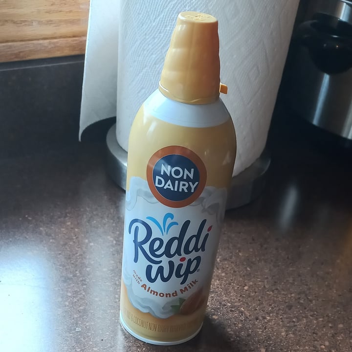 photo of Reddi-wip Almond Milk Reddi Wip shared by @ronelle on  09 Jul 2023 - review