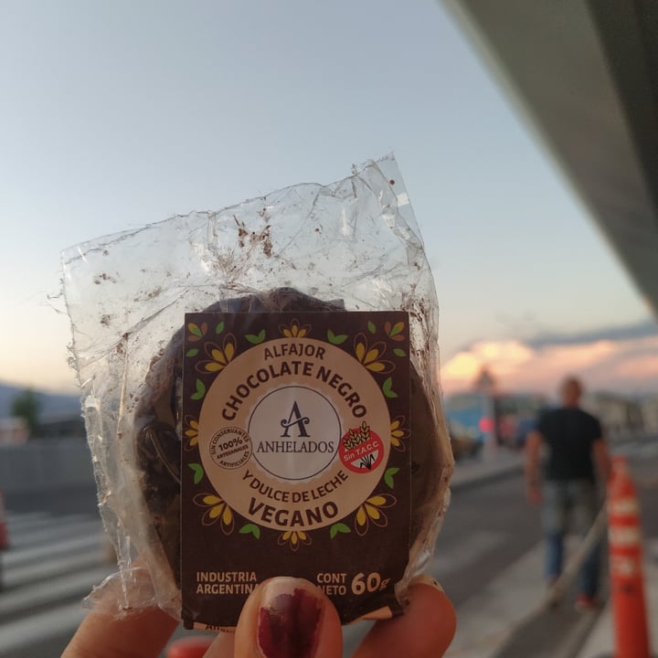 photo of Anhelados Alfajor de Chocolate shared by @kaaar on  29 Mar 2023 - review