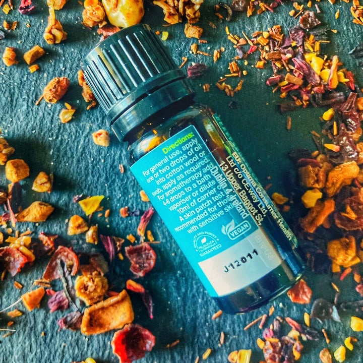 photo of australian tea trea Purifyng Tea Tree Pure Oil shared by @federicathewitch on  31 Jul 2023 - review